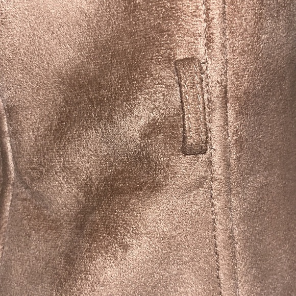 Armani Exchange Fur Vest Size XS - Picture 5 of 5